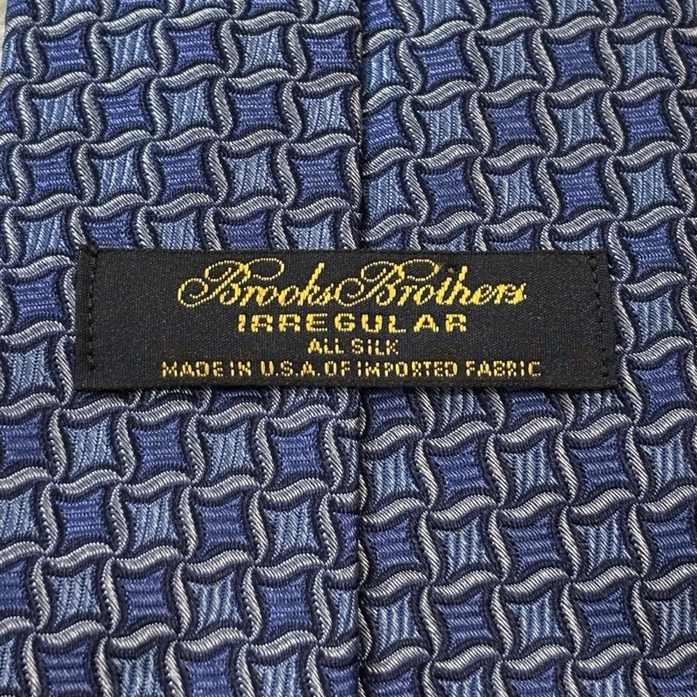 Brooks Brothers Irregular Tie 100% Silk Blue Geometric Print